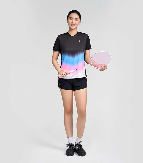 Phom thể thao tối giản