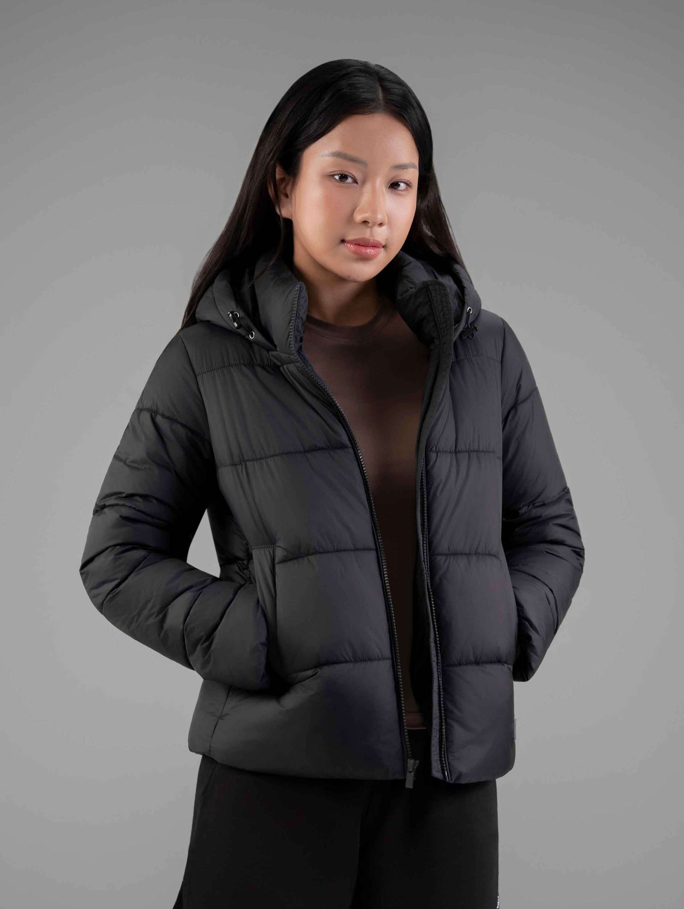 Áo phao nữ có mũ Ultra Soft Essentials - undefined