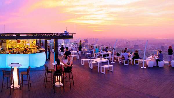 nhìn ngắn toàn cảnh thủ đô với top of hanoi
