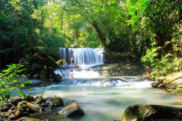 Đây là cung đường biên giới Việt – Cam tuyệt đẹp