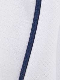 color Trắng phối xanh navy