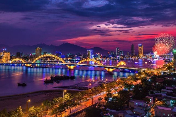 Cầu Rồng -  du lịch Đà Nẵng tết Nguyên Đán 2022