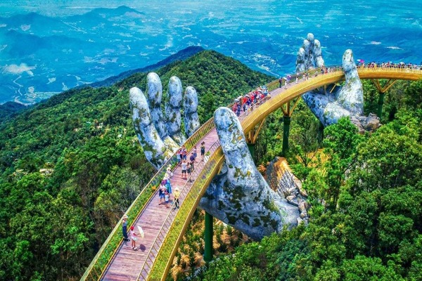 Cầu vàng -  Du lịch Đà Nẵng tết Nguyên Đán 2022