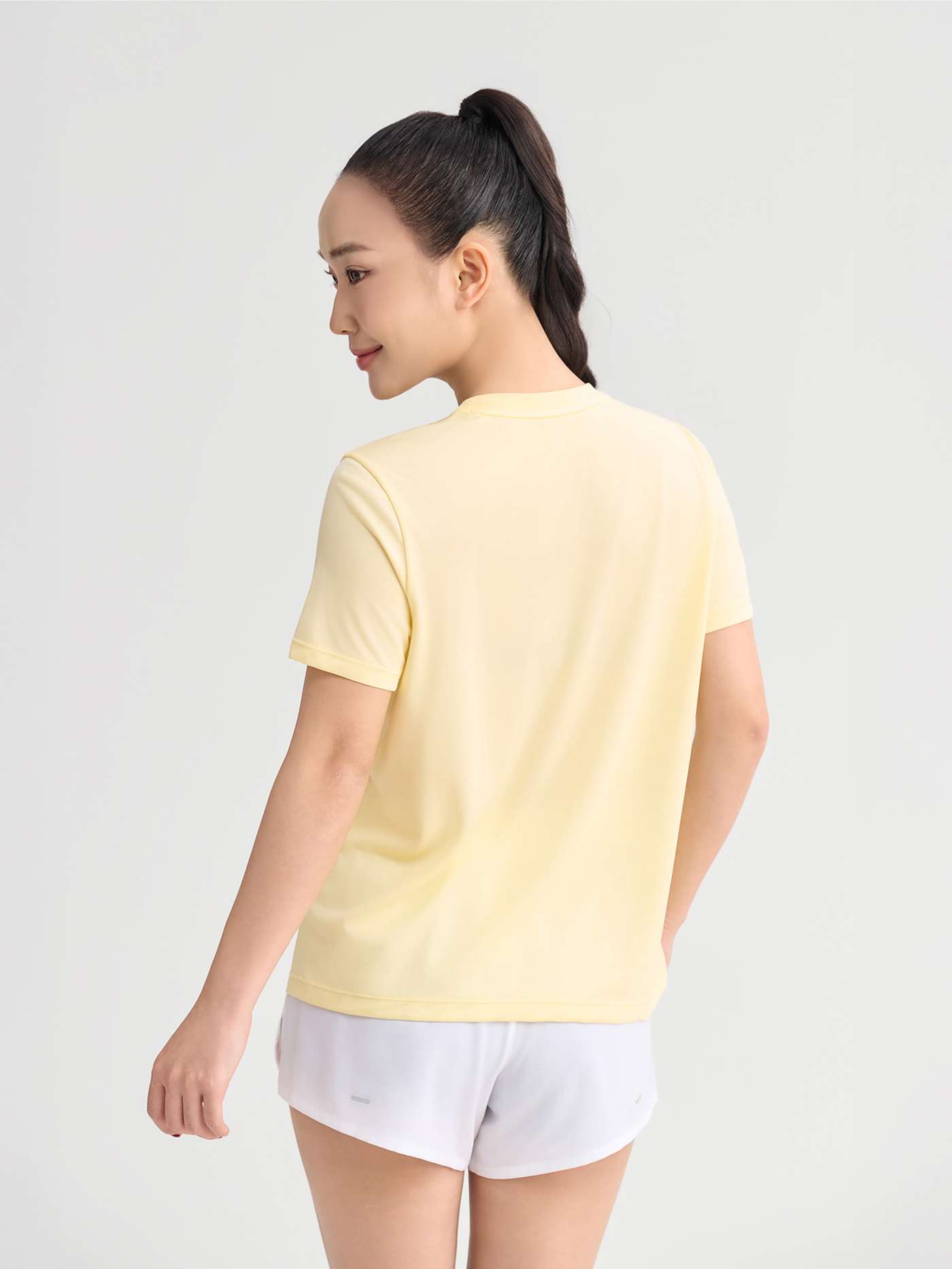 Áo thun nữ chạy bộ Core Tee - undefined
