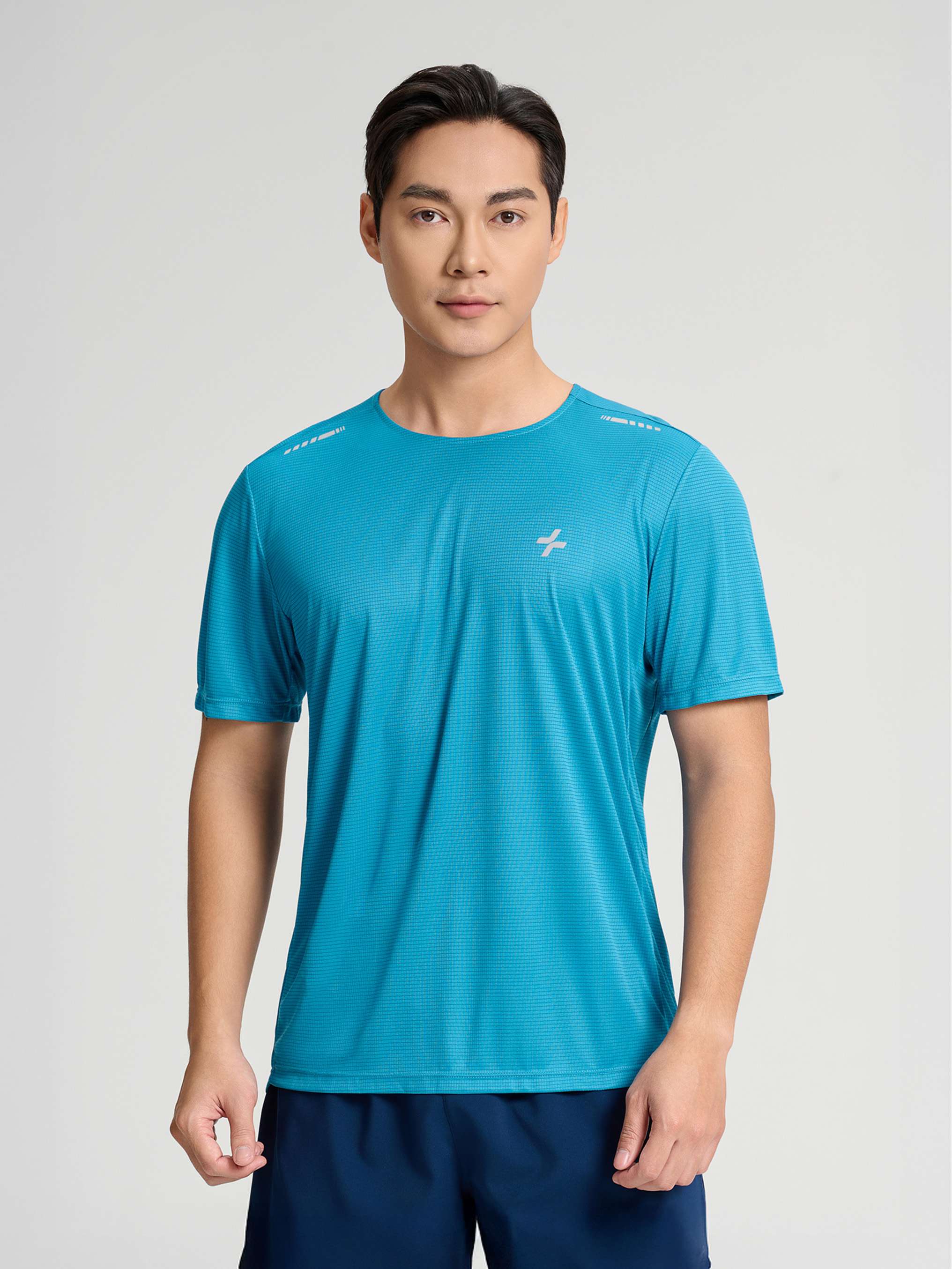 Áo thun chạy bộ nam Essentials - undefined
