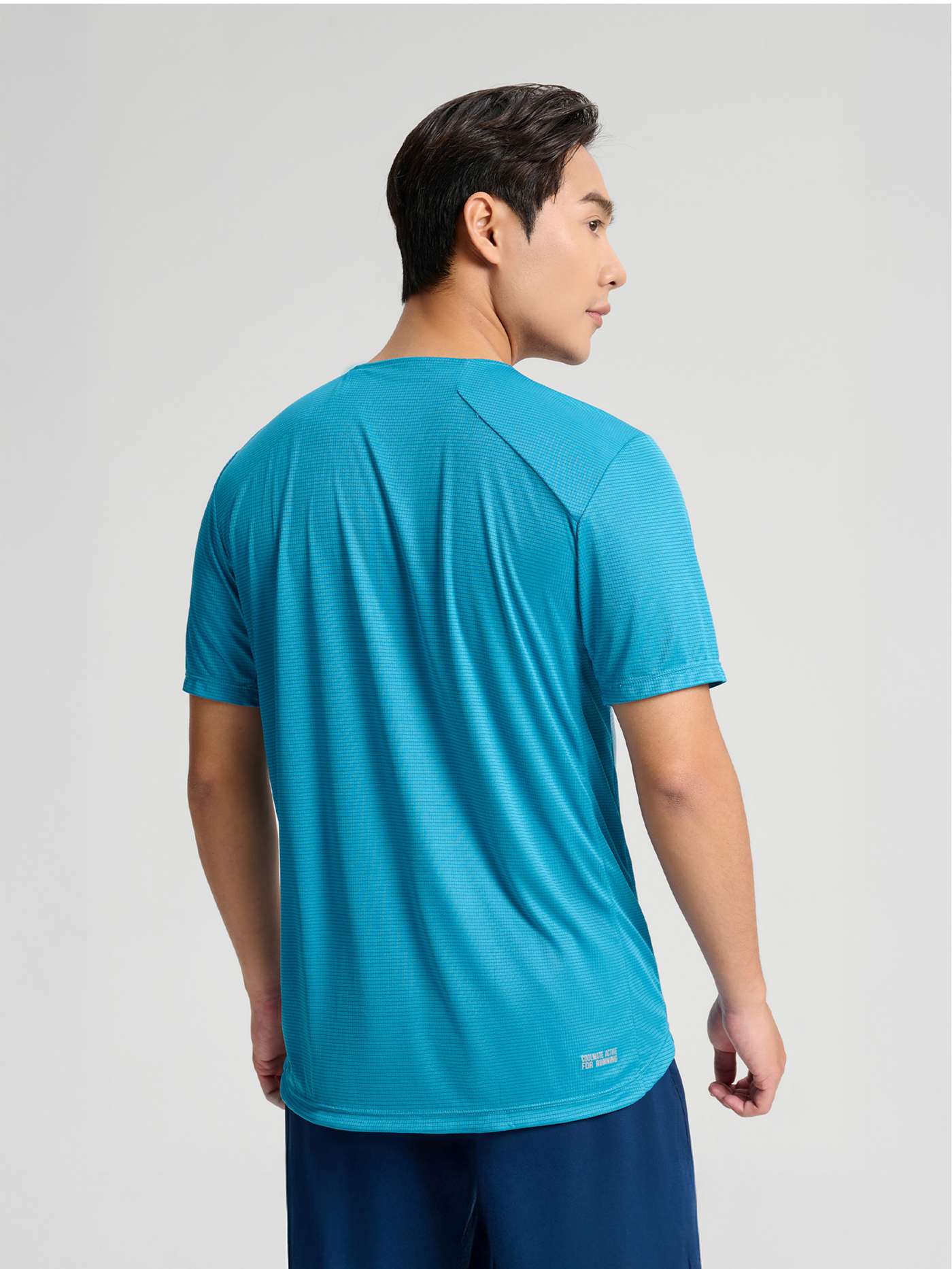 Áo thun chạy bộ nam Essentials - undefined