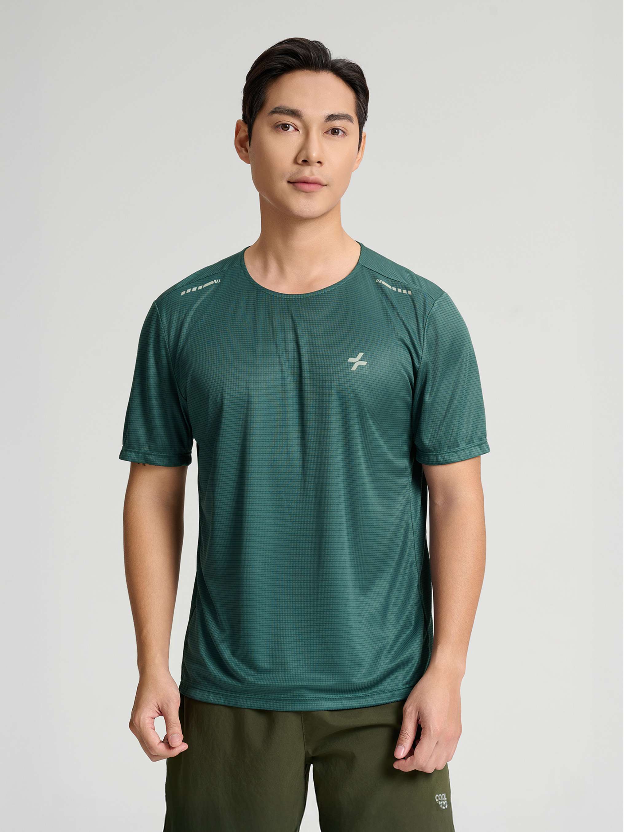 Áo thun chạy bộ nam Essentials - undefined