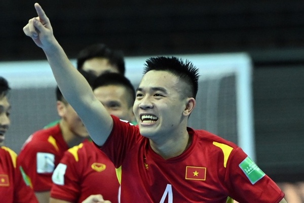 Tiền vệ Châu Đoàn Phát là cái tên tiếp theo được xứng danh trong Quả bóng vàng Việt Nam 2021