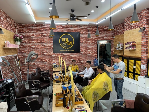 Tiến Đạt Hair Salon là barber shop gần đây Hà Nội nổi tiếng