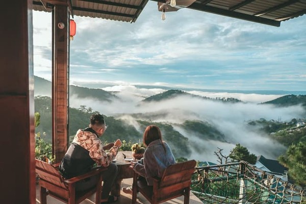 Cafe săn mây ở Đà Lạt