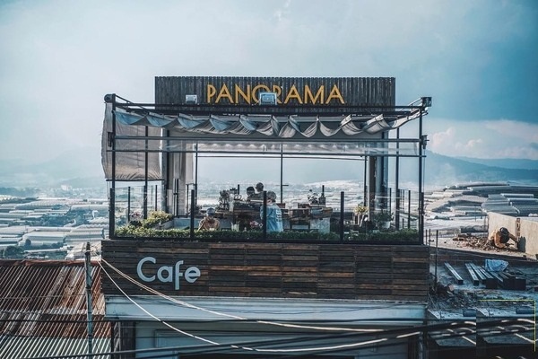 Cafe săn mây Panorama Cafe 1