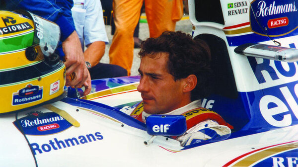 Bộ phim tư liệu xoay quanh về cuộc sống của nhà vô địch huyền thoại Ayrton Senna