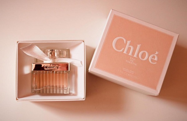 Chloe Eau de Parfum mang đến cho người dùng mùi thơm nhẹ nhàng, ngọt ngào, quyến rũ