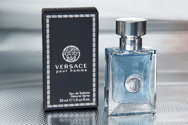 Versace Pour Homme mang đến sự ngọt ngào cho các quý ông