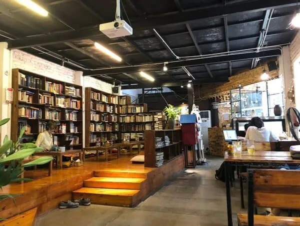 cafe sách hà nội