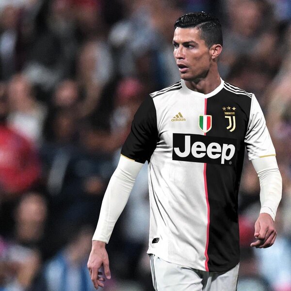 Trang phục thi đấu “Cool ngầu” của Juventus mùa 2019/20