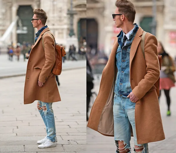 Phối đồ với áo denim jacket nam kết hợp với trend coat khi trời trở rét