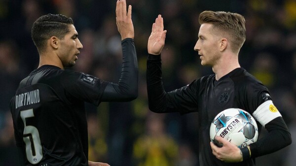 Thiết kế toàn màu đen đặc trưng của Borussia Dortmund