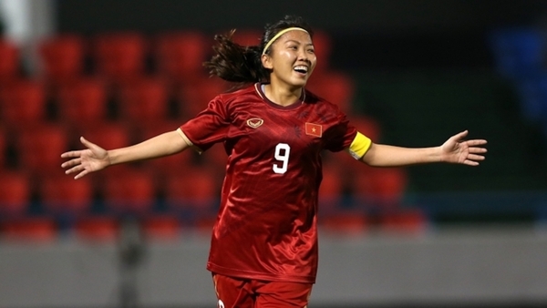 Tiền đạo Huỳnh Như - nữ cầu thủ tài năng xuất sắc