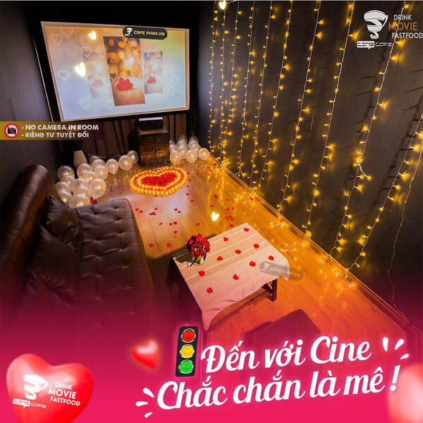 Cina Cafe còn được yêu thích bởi phòng chiếu phim cực chất lượng với dàn âm thanh chất lượng cao, màn hình rộng 150 inches