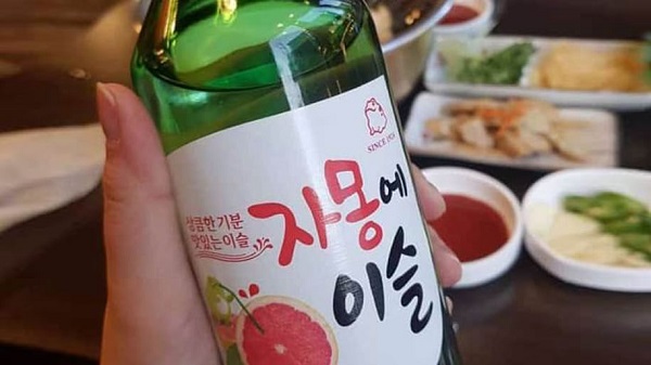 Trên thị trường hiện nay có nhiều loại rượu Soju với hương vị mới lạ, thơm ngon 