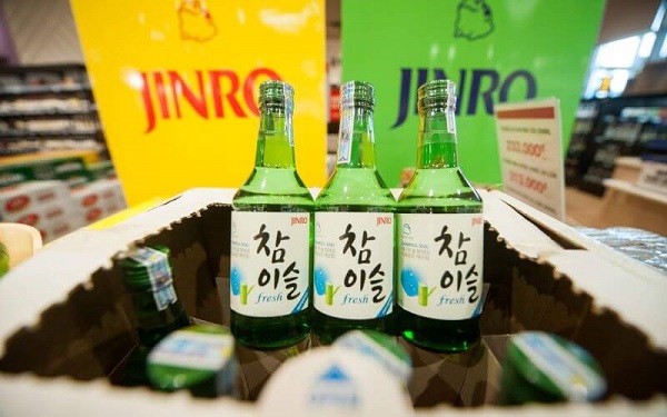 Người Hàn sáng tạo ra nhiều cách uống rượu Soju hấp dẫn, kích thích vị giác 
