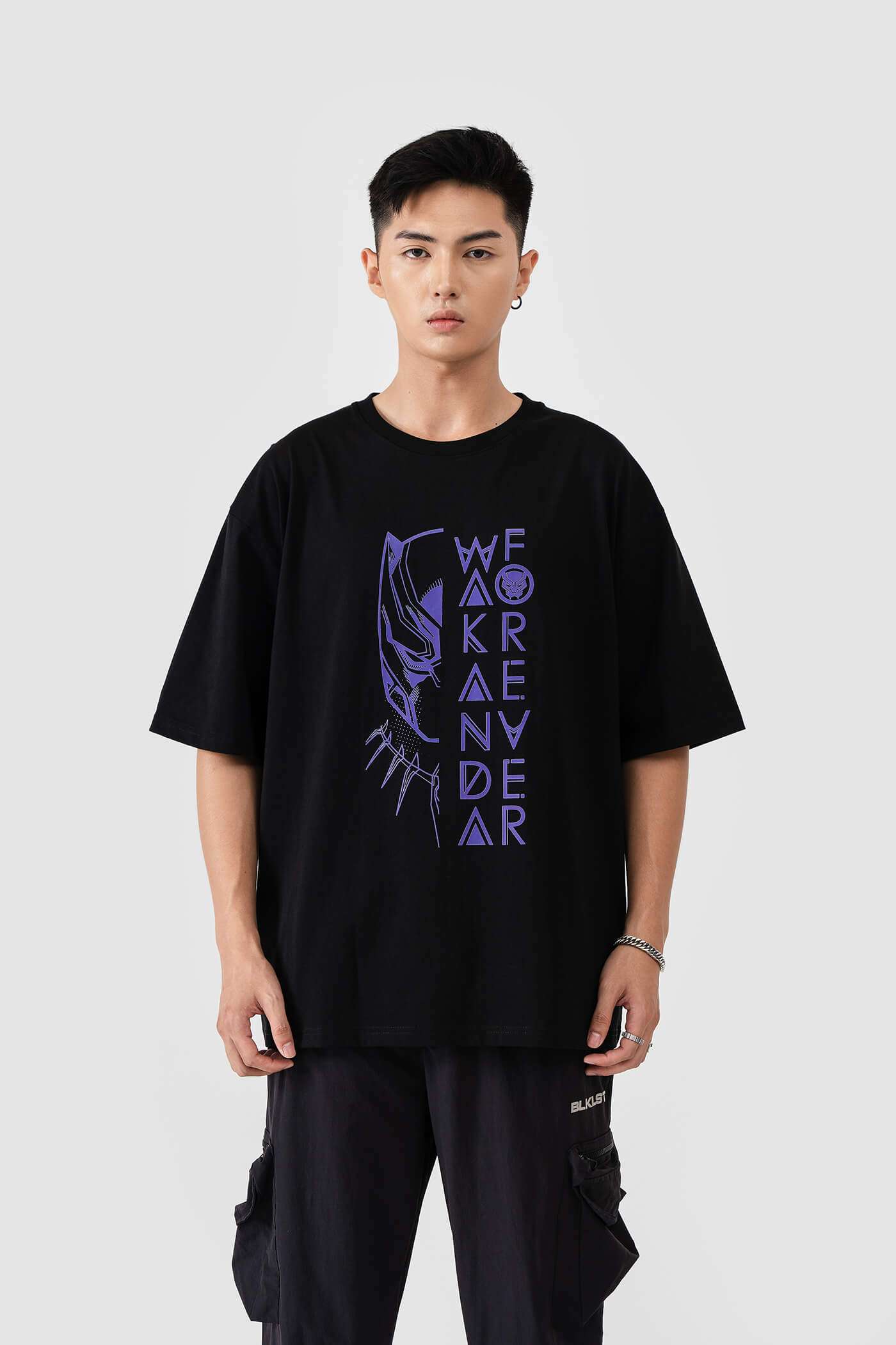 Áo thun Marvel Oversize King4ever - undefined
