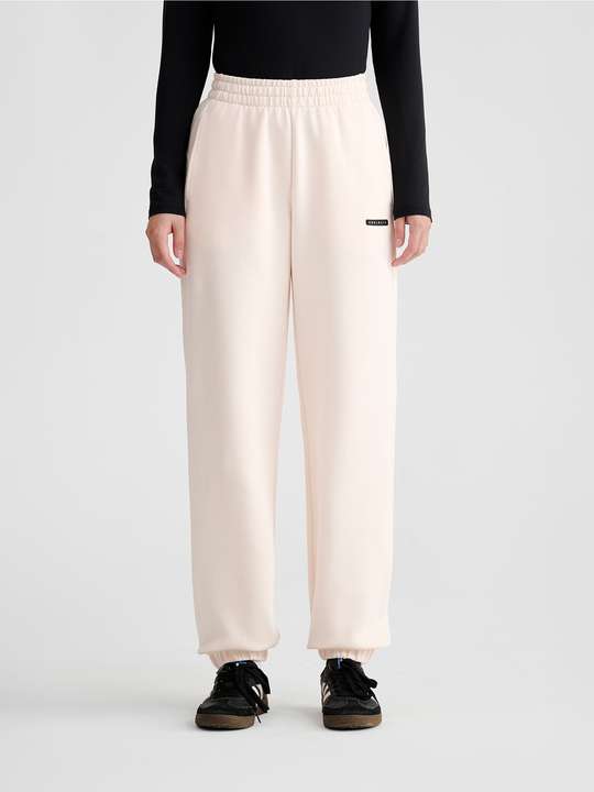 Quần jogger thể thao nữ Studio Pants video thumbnail