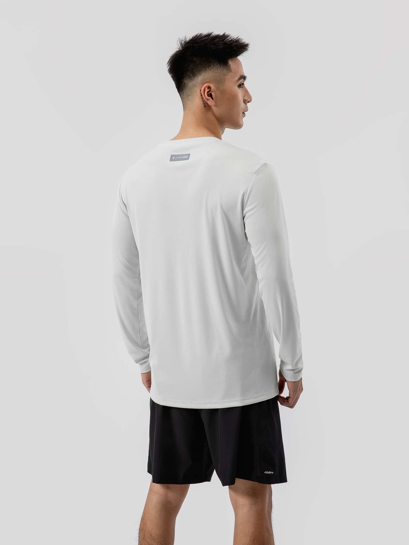 Áo Dài Tay Thể Thao Slim Fit - undefined