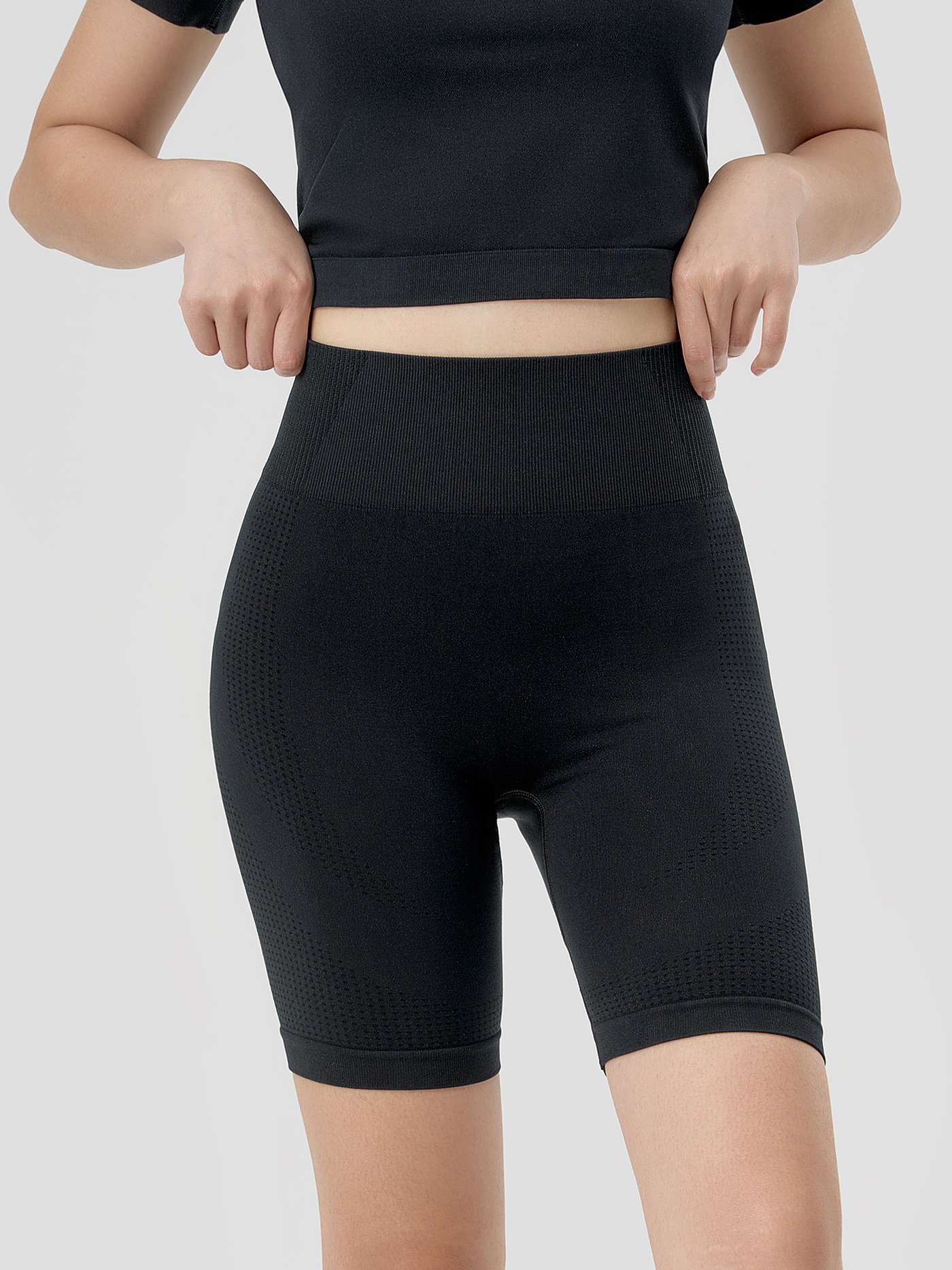 Quần short thể thao co giãn Vital Seamless - Đen - undefined